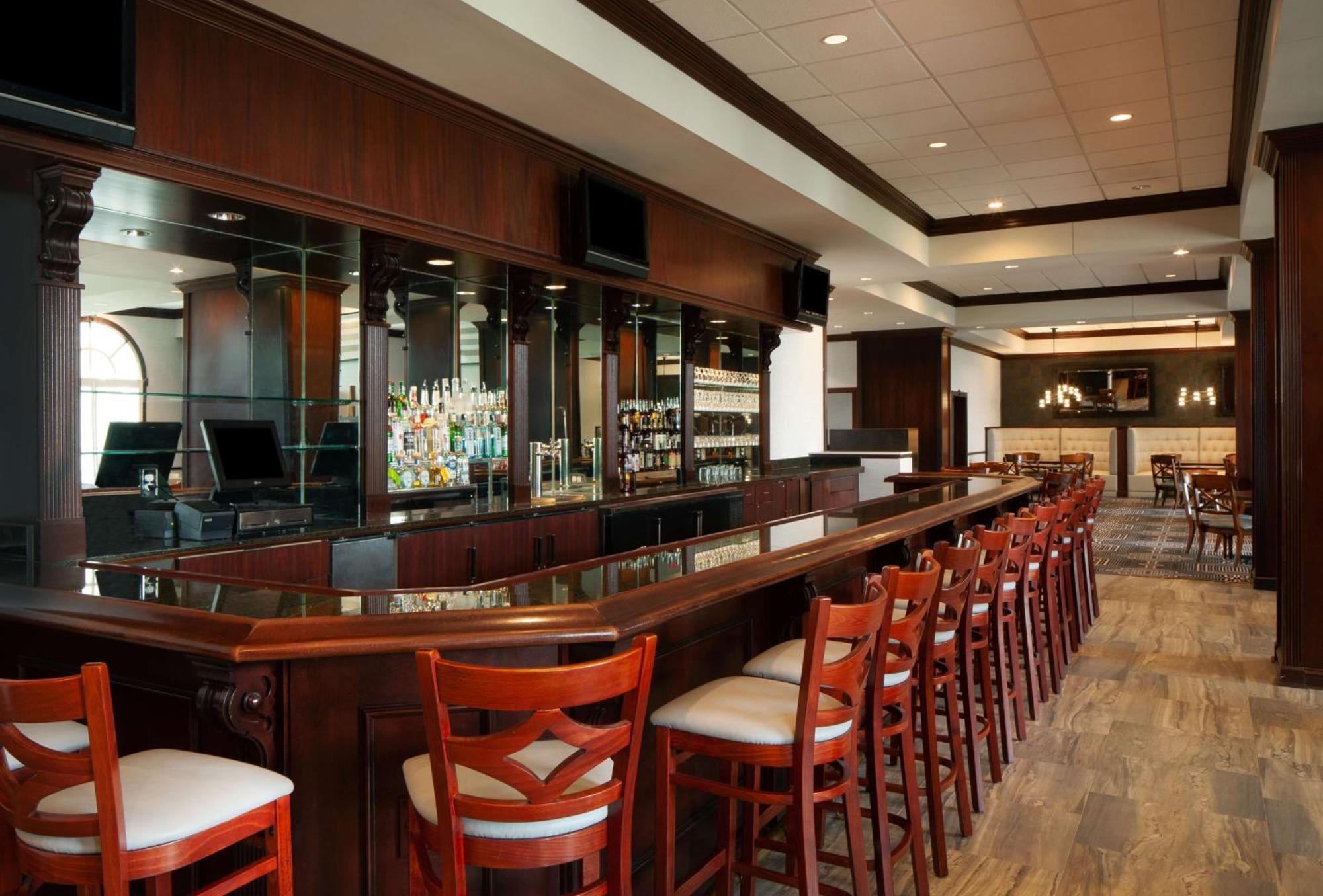Hilton Atlanta/Marietta Hotel & Conference Center Екстер'єр фото